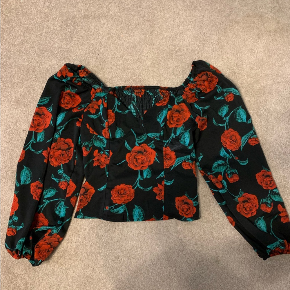 Rose Print Top - Picture 4 of 7